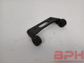 Uitlaat beugel Suzuki GSX-R 1100 1989 t/m 1992 GSXR houder b beschikbaar voor biedingen