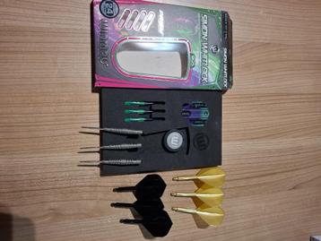 Winmau Simon Whitlock Atomised 24gram.+ accessoires. Nieuw! beschikbaar voor biedingen