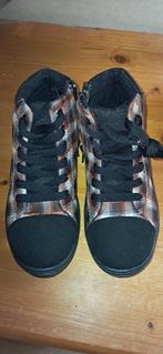 Pantoffels schoenen unisex maat 30, Ophalen, Jongen of Meisje, Overige typen, Nieuw
