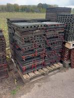 Diverse partijen restanten rubber tegels. €2,95 per m2, Dieren en Toebehoren, Weidegang