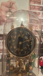 Antiek klokje onder stolp, Antiek en Kunst, Ophalen