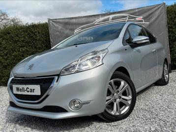 Peugeot 208 1.2i Euro6b Série Style Gps... Garantie 1an !  beschikbaar voor biedingen