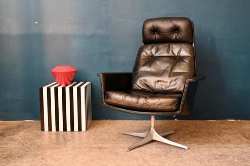 Fauteuil en cuir pivotant en cuir Sedia de Horst Brüning pou, Antiek en Kunst, Antiek | Meubels | Stoelen en Sofa's, Ophalen