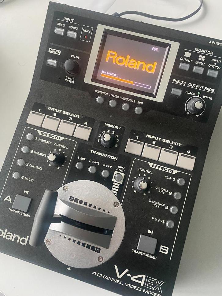Video mixer Roland, Audio, Tv en Foto, Professionele apparaten, Zo goed als nieuw, Video, Ophalen of Verzenden