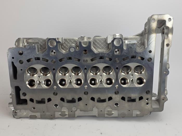 Cilinderkop van een Mercedes C-Klasse, Auto-onderdelen, Motor en Toebehoren, Mercedes-Benz, Nieuw, 6 maanden garantie, 12 maanden garantie