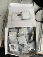 26 stuks niko wit afwerking schakelaar, Ophalen, Zo goed als nieuw