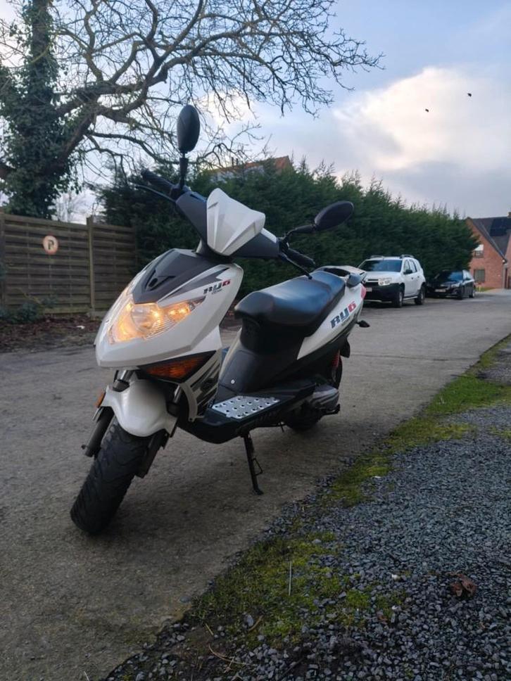 Keeway ry6 mag weg, Fietsen en Brommers, Scooters | Overige merken, Gebruikt, Klasse B (45 km/u), Benzine, Ophalen