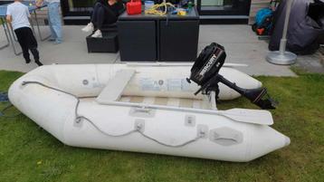 Rubberboot beschikbaar voor biedingen