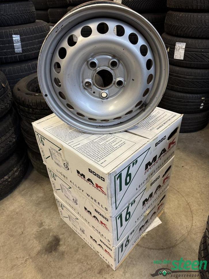 4 x Volkswagen T5 T6 California Velg 16 Inch 5 x 120 ET51 NG, Auto-onderdelen, Banden en Velgen, Velg(en), Bestelwagen, Gebruikt