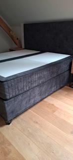 Boxspring Swiss Sense 180x200 NIEUWSTAAT, Neuf, Gris, Enlèvement, 180 cm