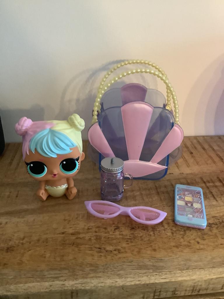 LOL pop, Enlèvement, Comme neuf