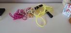 2 springtouwen : 1 roze plastic en 1 hout., Sport en Fitness, Springtouwen, Ophalen, Gebruikt