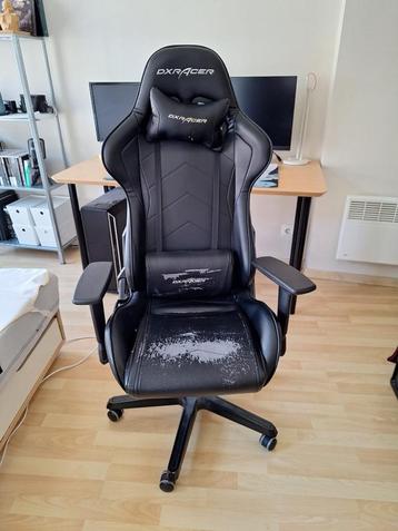 DXracer Gaming Chair beschikbaar voor biedingen