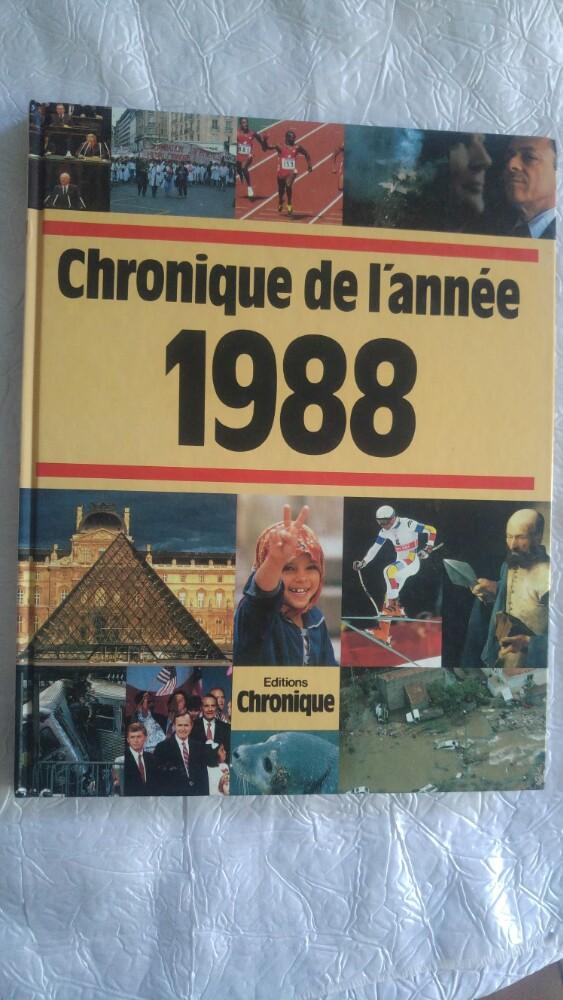 Vintage livre chronique de l'année 1988, Enlèvement ou Envoi, Comme neuf
