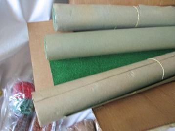 1-:3 Rollen Gras+2 Bruin Grit+6 Bomen+3x Mos+3 Spoorweggrit beschikbaar voor biedingen