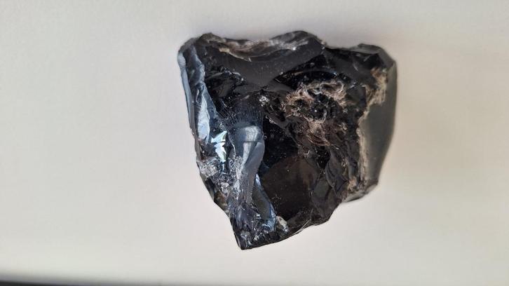 Glanzend Zwart Obsidiaan Ruw Stuk - Vulkanisch Glas - Kracht, Verzamelen, Mineralen en Fossielen, Overige typen, Ophalen