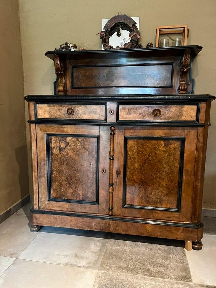 Antiek dressoir, walnoot, Louis Philippe-stijl, Antiek en Kunst, Antiek | Meubels | Kasten, Ophalen