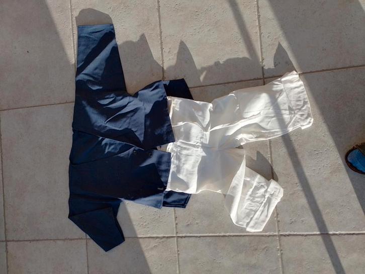 Ceremonie pitteleer vestjes en witte broek voor kleuters, Kinderen en Baby's, Carnavalskleding en Verkleedspullen, Zo goed als nieuw