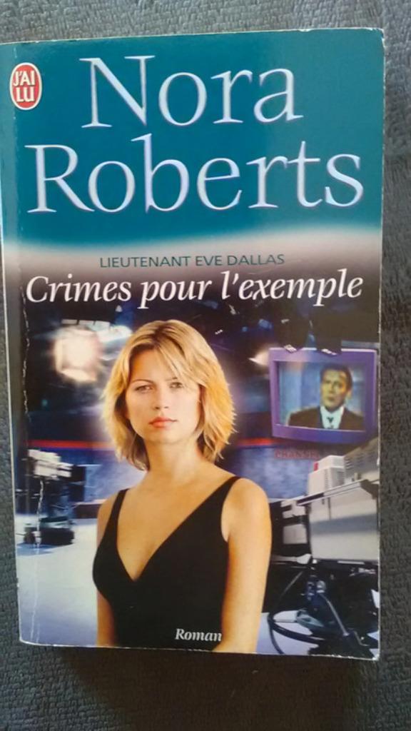 „Luitenant Eve Dallas Volume 2: Crimes bijvoorbeeld” Nora, Boeken, Detectives, Gelezen, Verzenden