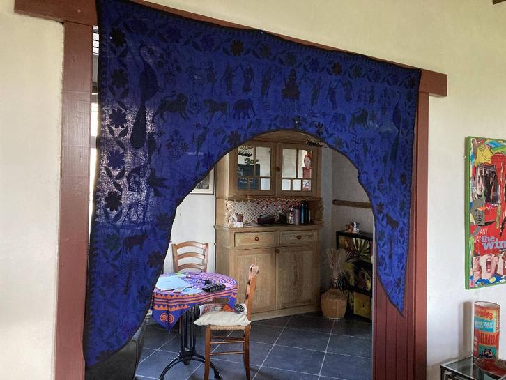 Indiase decoratieve stoffen deurpassage, Antiek en Kunst, Antiek | Tapijten, Tafelkleden en Textiel, Ophalen