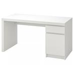 Ikea Malm Bureau wit + gratis lak tafeltje, Ophalen, Gebruikt, Bureau
