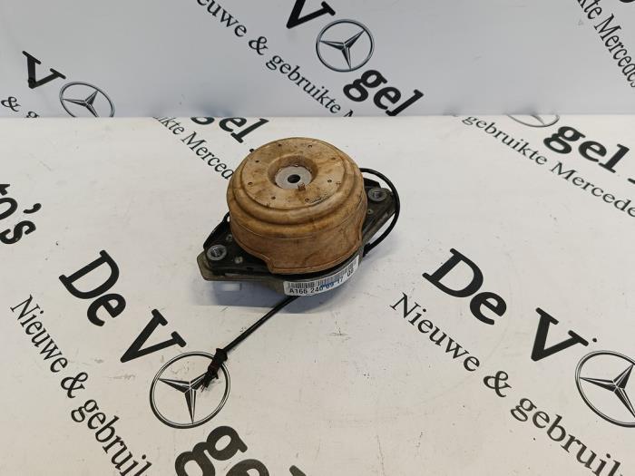 Support moteur d'un Mercedes GLE, Autos : Pièces & Accessoires, Suspension & Châssis, Mercedes-Benz, Utilisé, 3 mois de garantie
