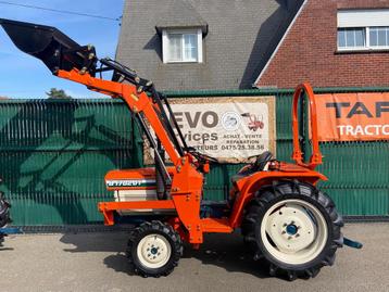 Kubota B1702 21ch 4x4 avec chargeur frontal beschikbaar voor biedingen