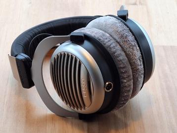 Beyerdynamic DT990Edt. met afneembare kabel + nieuwe earpads beschikbaar voor biedingen