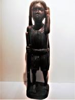 Groot zwaar beeld van Afrikaanse jager, Antiek en Kunst, Kunst | Beelden en Houtsnijwerken, Ophalen of Verzenden