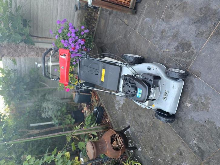 Sterke zelftrekkend honda grasmaaier., Tuin en Terras, Grasmaaiers, Zo goed als nieuw, Opvangbak, Ophalen of Verzenden