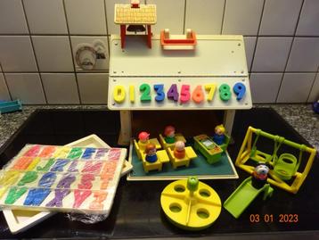 fisher price,retro schooltje*VINTAGE*PRIMA STAAT*  beschikbaar voor biedingen
