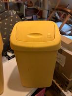 2 petites poubelles jaune, Maison & Meubles, Accessoires pour la Maison | Poubelles, Comme neuf