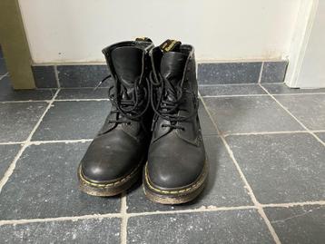 Schoenen beschikbaar voor biedingen