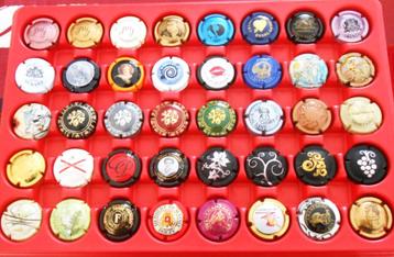 serie 6 - 40 champagne capsules - 6 euro beschikbaar voor biedingen