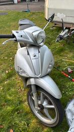 Piaggio Liberty 4temp, Fietsen en Brommers, Scooters | SYM, Ophalen, Zo goed als nieuw, Benzine