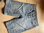 blauwe jeans short urban wave 176  heb 2 dezelfde per stuk, Enfants & Bébés, Vêtements enfant | Taille 176, Enlèvement ou Envoi