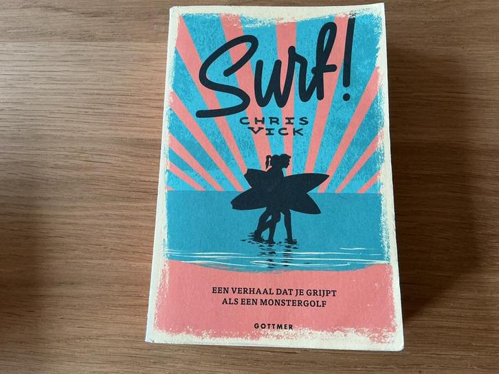 Chris Vick - Surf!, Boeken, Kinderboeken | Jeugd | 13 jaar en ouder, Ophalen