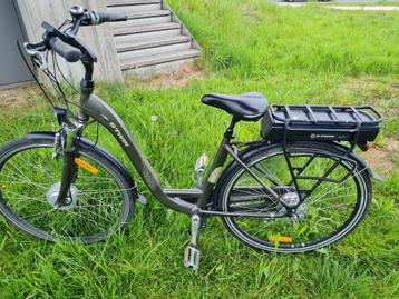 Elektrischefiets Btwin elops, Fietsen en Brommers, Gebruikt, 47 tot 51 cm, 50 km per accu of meer, Ophalen