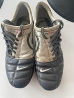 Voetbalschoenen Nike vintage total 90 |||, Sport en Fitness, Voetbal, Ophalen, Gebruikt, Schoenen