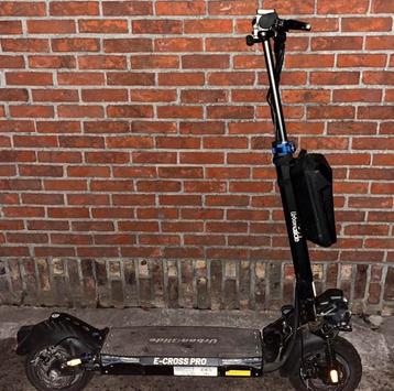Urban glide E cross pro elektrische scooter beschikbaar voor biedingen
