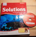 Solutions pré intermediate student's book, Ophalen of Verzenden, Zo goed als nieuw