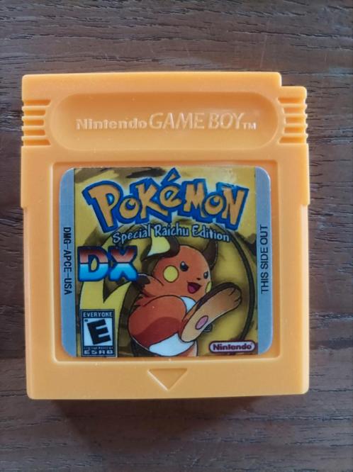 Pokémon Yellow DX (semi-polychrome), Consoles de jeu & Jeux vidéo, Jeux | Nintendo Game Boy, Comme neuf, Aventure et Action, À partir de 7 ans