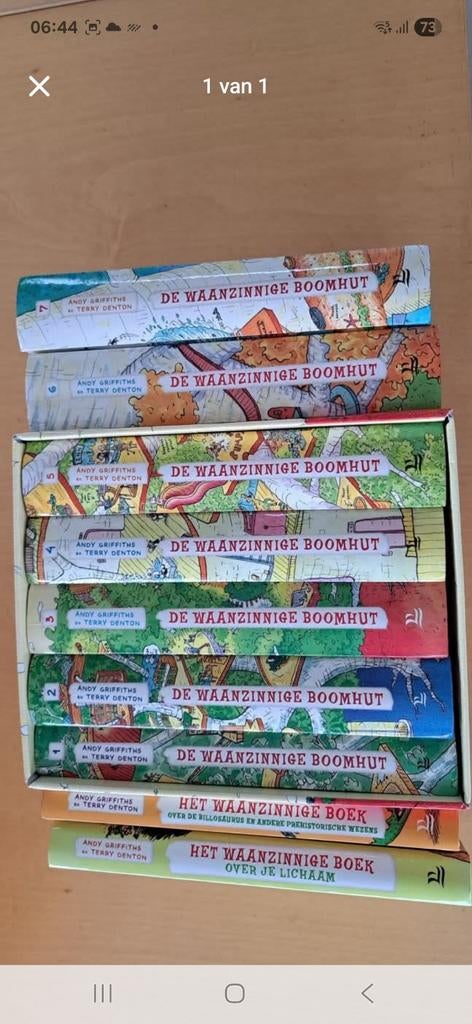 Boekenreeks De Waanzinnige Boomhut, Ophalen