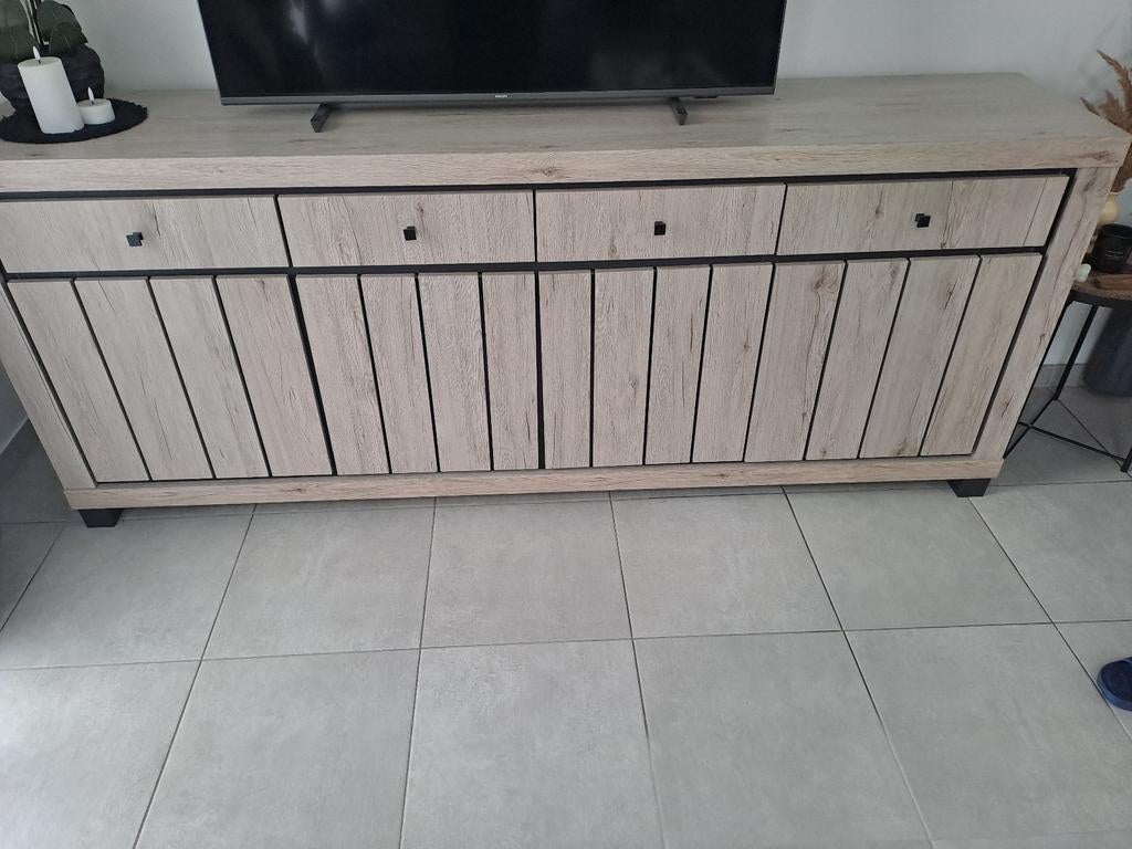 Eetkamer & dressior kast, Enlèvement