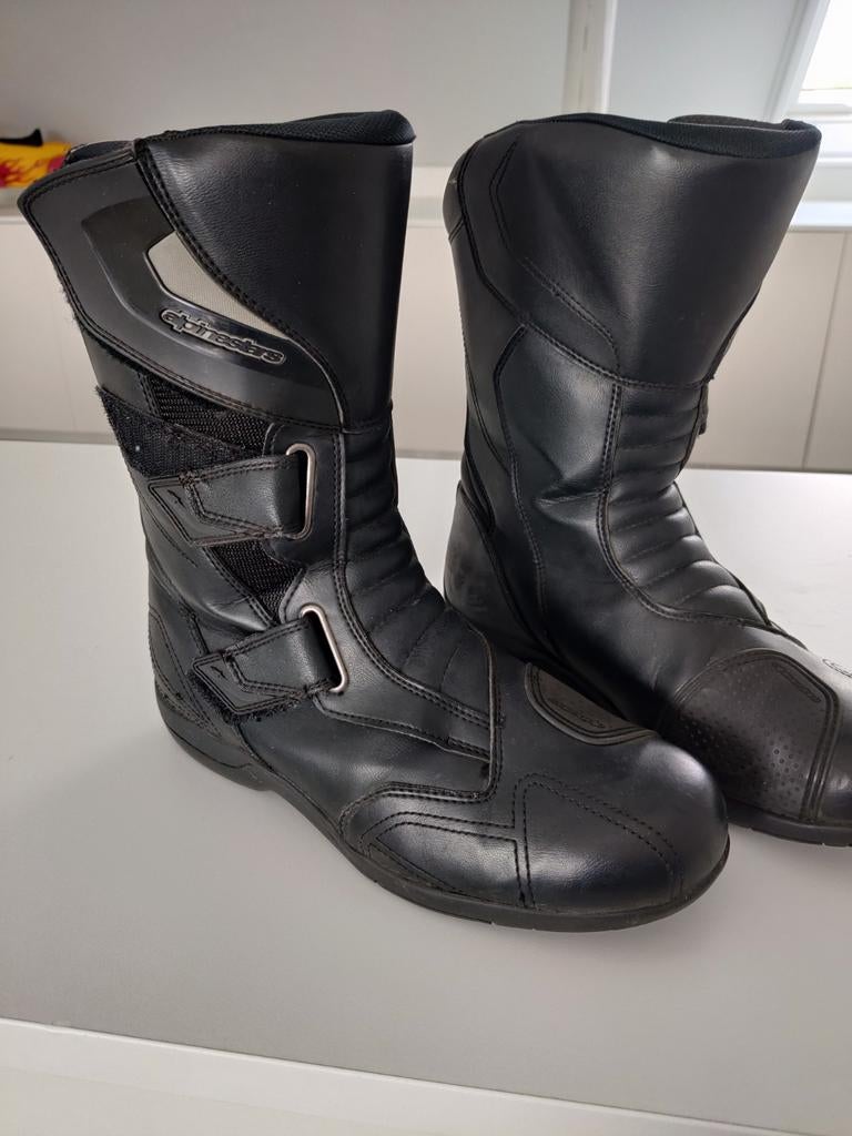 Motor botten, Ophalen