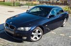 Koopje...Bmw cabrio E93 320 benzine 2007 Blauw metallic, Auto's, Automaat, Cabriolet, Blauw, 5 zetels