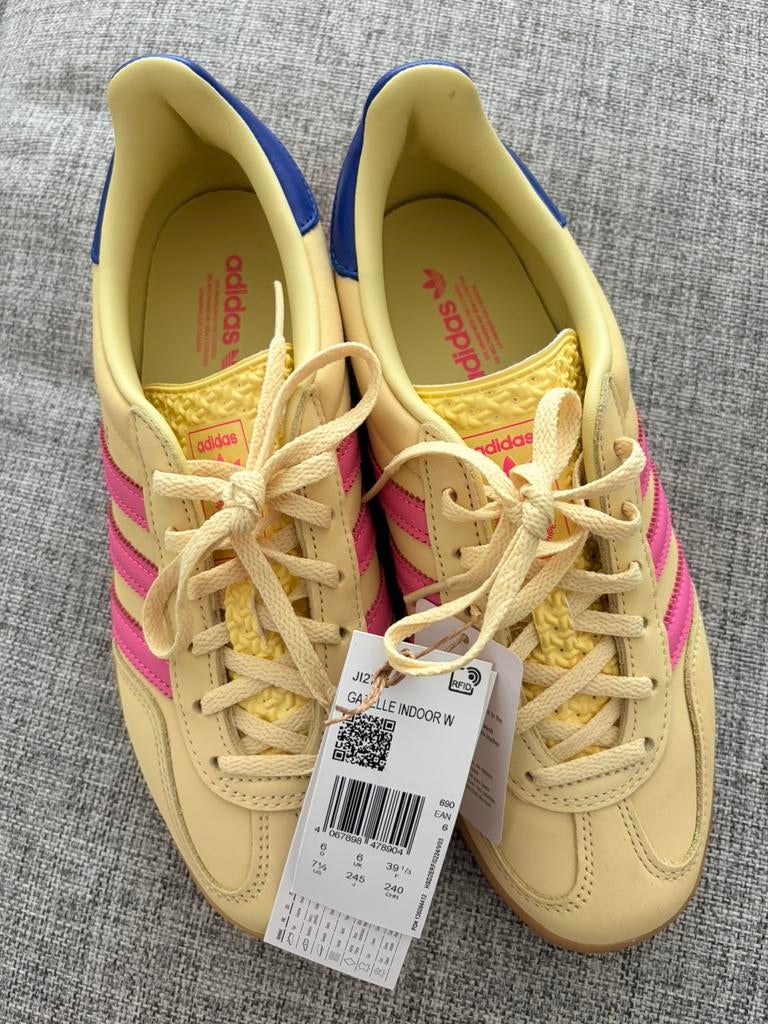 Adidas Gazelle indoor Pastel Yellow, Enlèvement ou Envoi, Comme neuf, Adidas