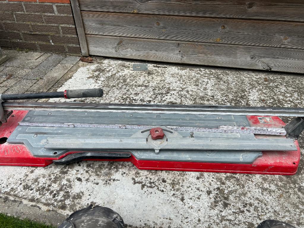 Tegelsnijder, Ophalen, Gebruikt