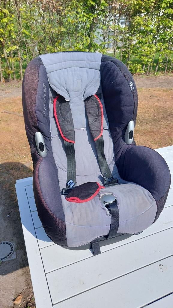 Maxi-Cosi autostoel met handige greep om stoel te kantelen!, Ophalen, 9 t/m 18 kg, Zijbescherming, Maxi-Cosi