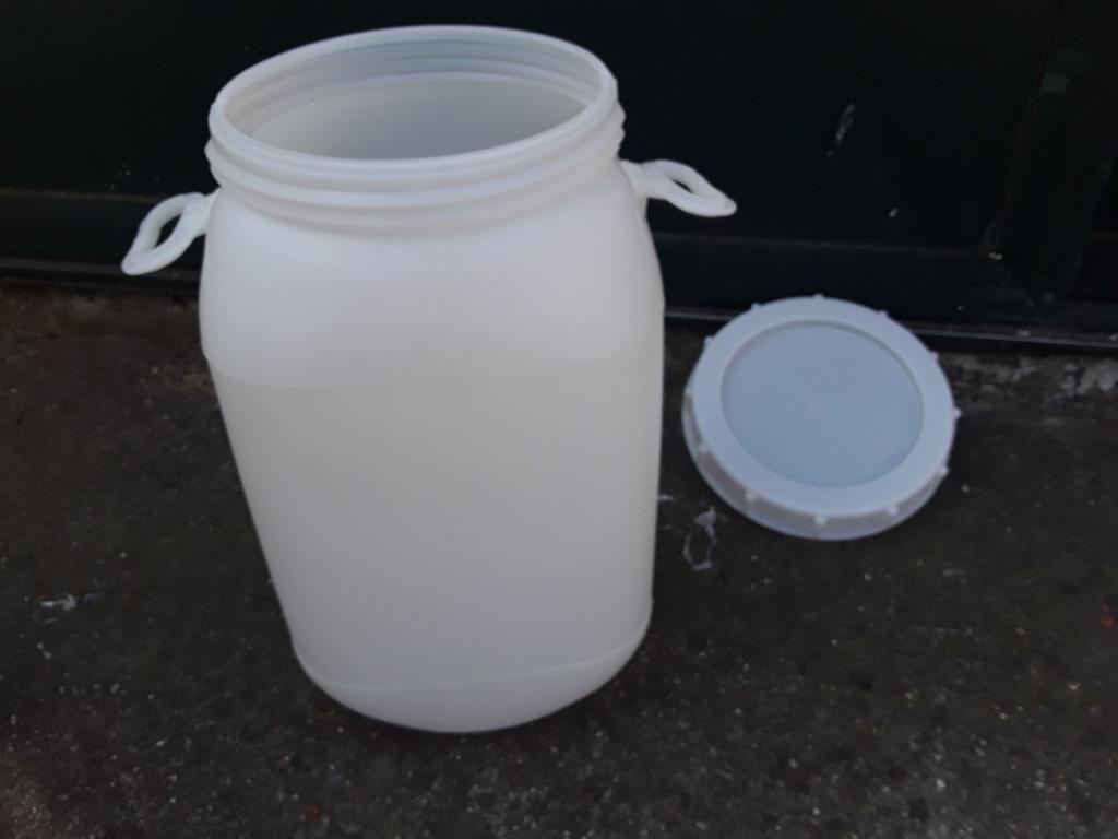 Pvc  tonnen zeer proper geschikt voor voeding  25 lieter, Ophalen